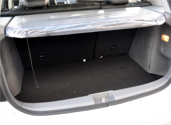 天语 SX4 2011款 两厢 1.6L 自动运动型 车厢座椅   后备厢