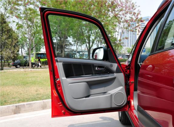 天语 SX4 2011款 改款 1.6L 自动运动型 车厢座椅   前门板