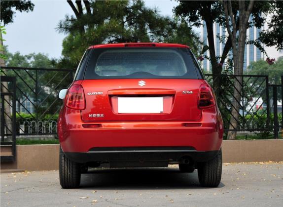 天语 SX4 2011款 改款 1.6L 手动舒适型 外观   正后
