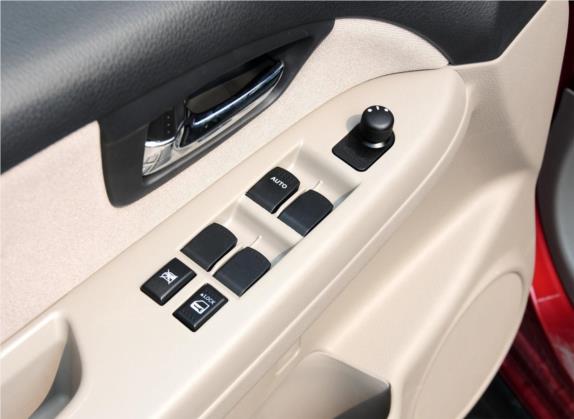 天语 SX4 2011款 改款 1.6L 手动舒适型 车厢座椅   门窗控制