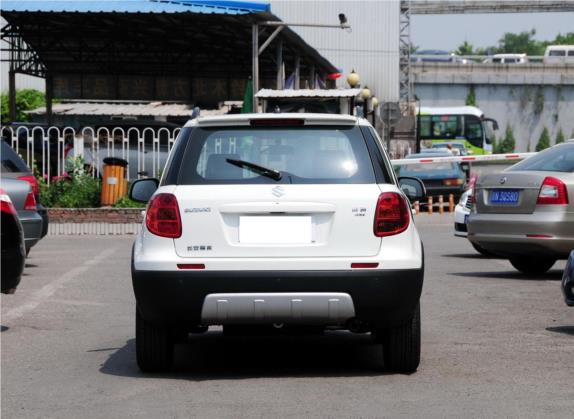 天语 SX4 2012款 1.6L 自动锐骑型 外观   正后