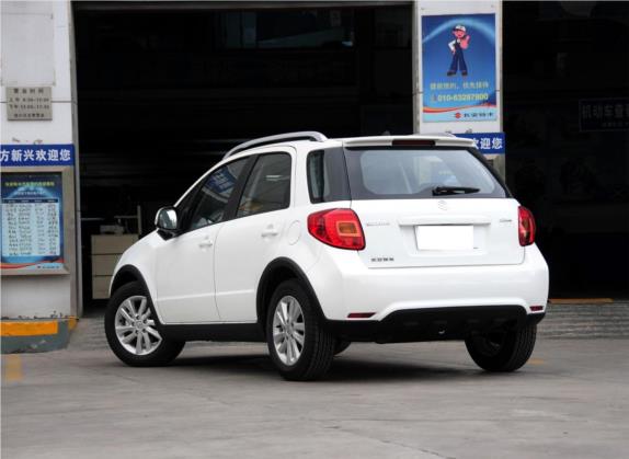 天语 SX4 2013款 1.6L 手动酷锐型 外观   斜后