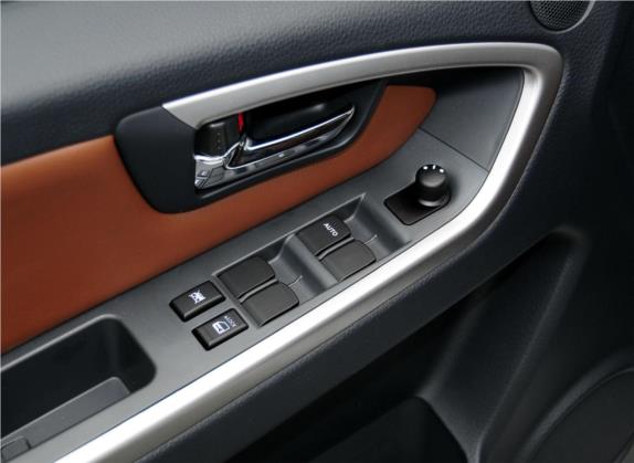 天语 SX4 2013款 酷锐 1.6L 手动运动型 车厢座椅   门窗控制