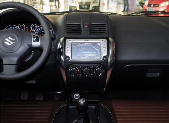 天语 SX4 2013款 酷锐 1.6L 手动20周年3G智能版 中控类   中控台