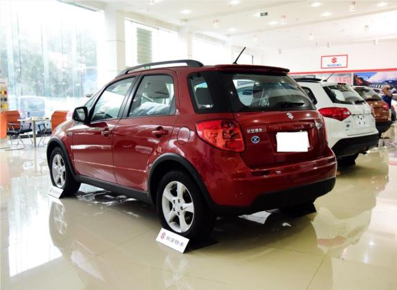 天语 SX4 2016款 1.6L 手动经典版 外观   斜后