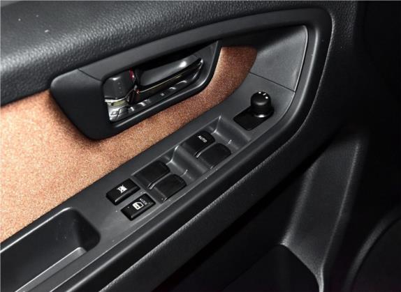 天语 SX4 2016款 1.6L 手动经典版 车厢座椅   门窗控制