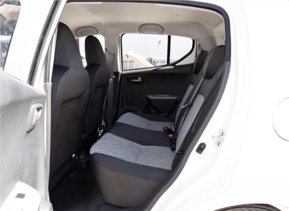 奥拓 2013款 改款 1.0L 手动舒适型 车厢座椅   后排空间
