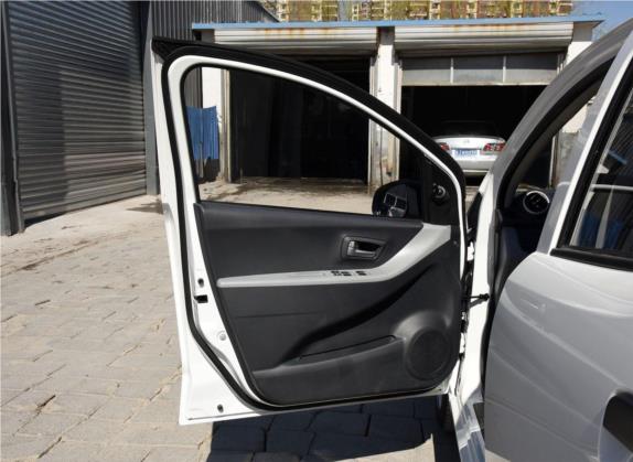 奥拓 2013款 改款 1.0L 手动舒适型 车厢座椅   前门板