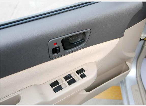 羚羊 2007款 1.3L 标准型 车厢座椅   门窗控制