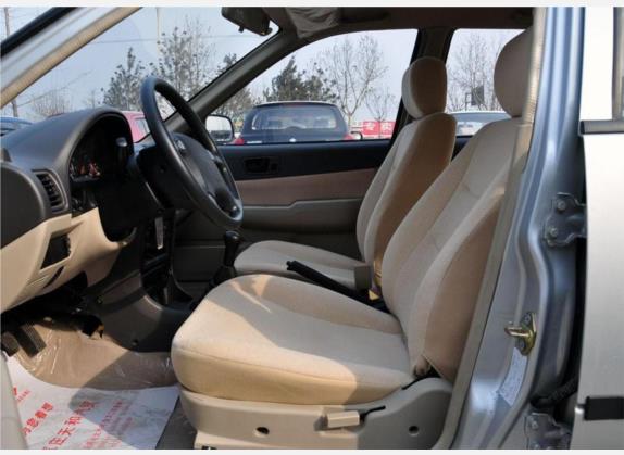 羚羊 2009款 1.3L 白金版 车厢座椅   前排空间