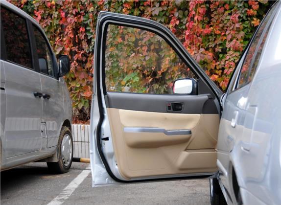 羚羊 2011款 1.3L 舒适型 车厢座椅   前门板