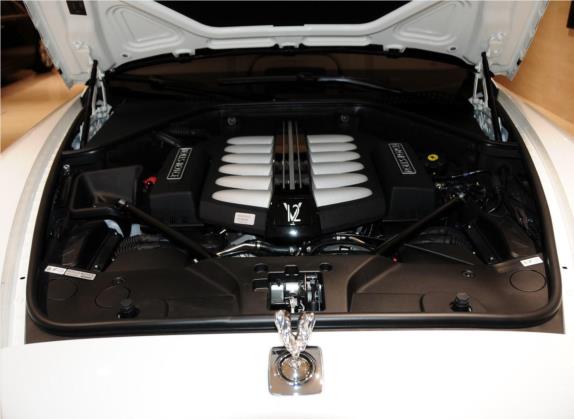 古思特 2014款 6.6T 加长版 其他细节类   发动机舱