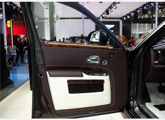 古思特 2015款 Series II 加长版 车厢座椅   前门板