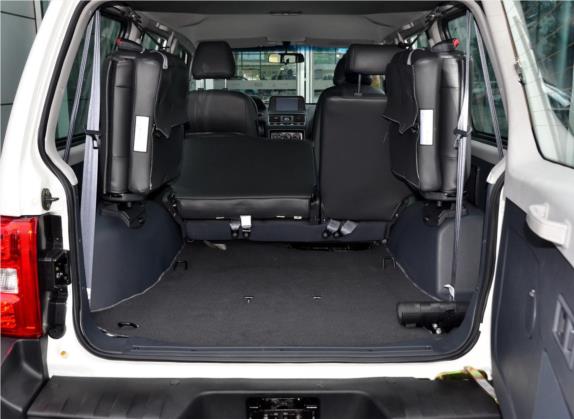 猎豹Q6 2014款 2.4L 四驱版 车厢座椅   后备厢