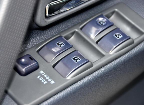 猎豹Q6 2014款 2.4L 四驱版 车厢座椅   门窗控制