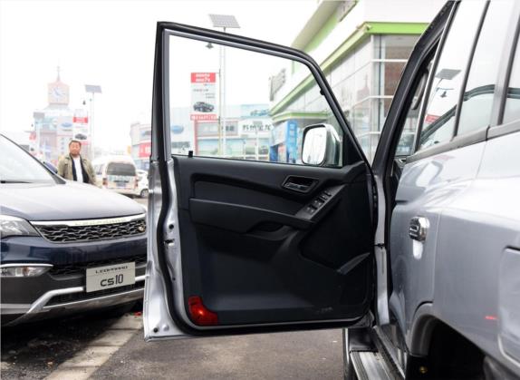 猎豹Q6 2015款 2.4L 手动两驱精英型 车厢座椅   前门板