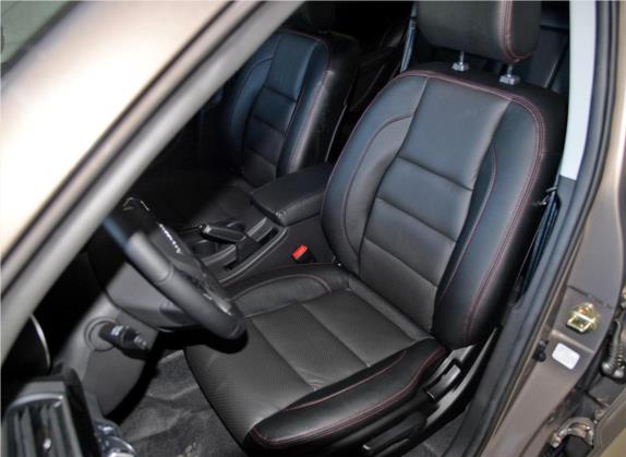 猎豹CS10 2015款 2.0T 手动卓越型 车厢座椅   前排空间