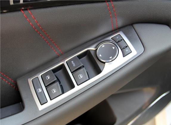 猎豹CS10 2017款 2.0T 手动风尚型 车厢座椅   门窗控制
