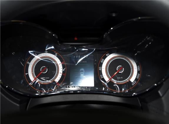 猎豹CS9 2017款 1.5L 手动风尚型 中控类   仪表盘