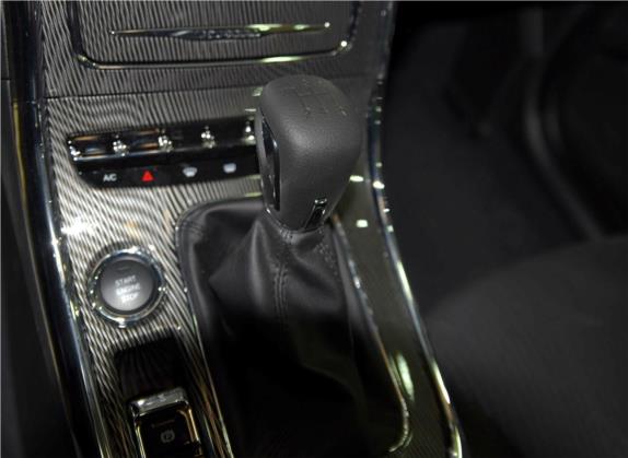 猎豹CS9 2017款 1.5L 手动风尚型 中控类   挡把