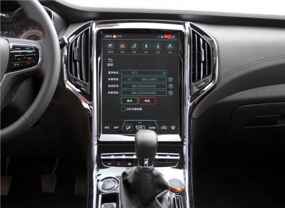 猎豹CS9 2017款 1.5L 手动精英型 中控类   中控台