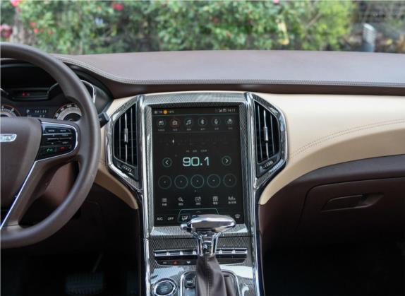 猎豹CS9 2018款 1.5T CVT劲朗型 中控类   中控台