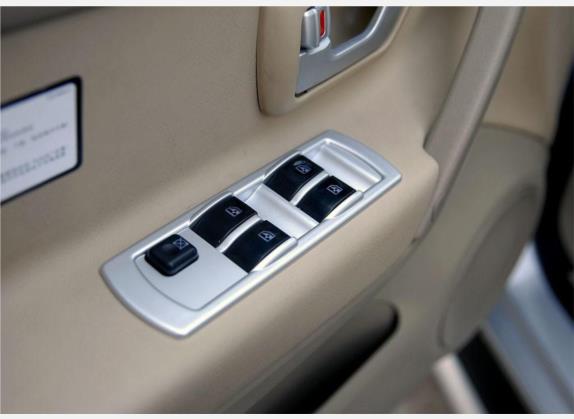 猎豹CS6 2008款 2.4L 四驱豪华型 车厢座椅   门窗控制