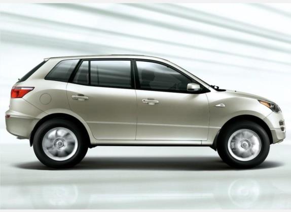 猎豹CS7 2009款 运动版 2.0L 手动豪华 2WD 外观   正侧