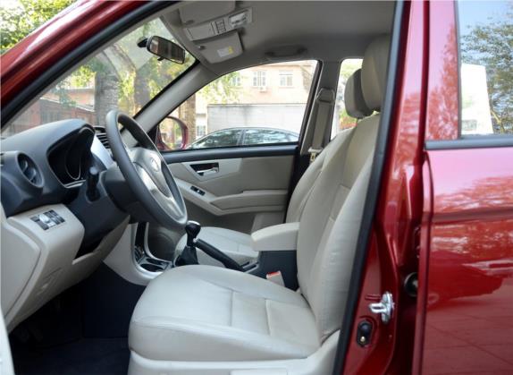 力帆X60 2011款 1.8L 手动舒适型 车厢座椅   前排空间