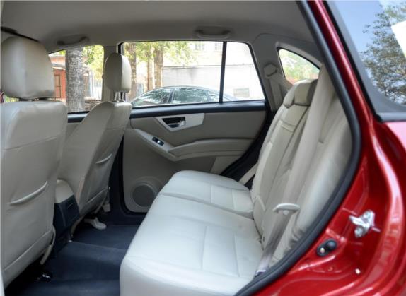 力帆X60 2011款 1.8L 手动舒适型 车厢座椅   后排空间