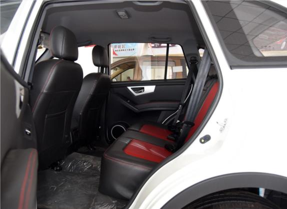 力帆X60 2015款 1.8L CVT舒适型 国IV 车厢座椅   后排空间