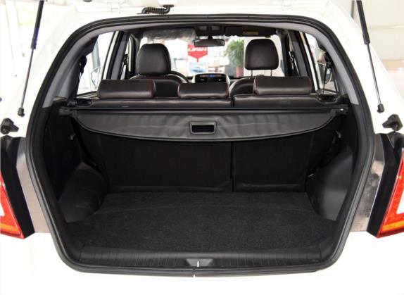 力帆X60 2015款 1.8L CVT舒适型 国IV 车厢座椅   后备厢