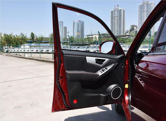 力帆X60 2015款 1.8L 手动豪华型 国IV 车厢座椅   前门板