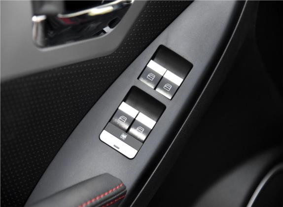 力帆X60 2015款 1.8L 手动舒适型 国V 车厢座椅   门窗控制