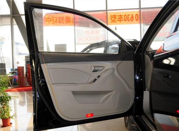 力帆720 2013款 1.8L 舒雅豪华型 车厢座椅   前门板
