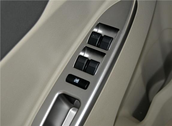 力帆530 2014款 1.3L 手动标准型 车厢座椅   门窗控制