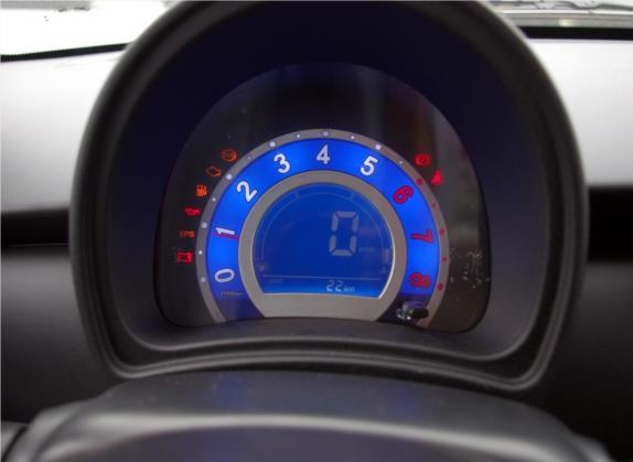 力帆330 2014款 1.3L 手动豪华型 中控类   仪表盘