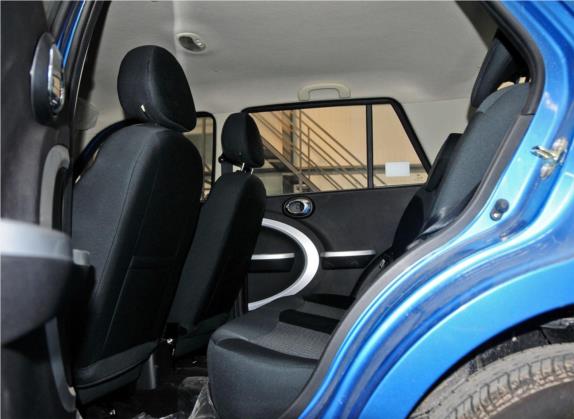 力帆330 2014款 1.3L 手动舒适型 车厢座椅   后排空间
