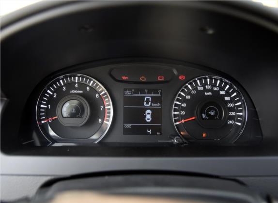 力帆820 2015款 1.8L 手动舒适型 中控类   仪表盘