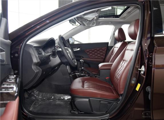 力帆820 2015款 1.8L 手动豪华型 车厢座椅   前排空间
