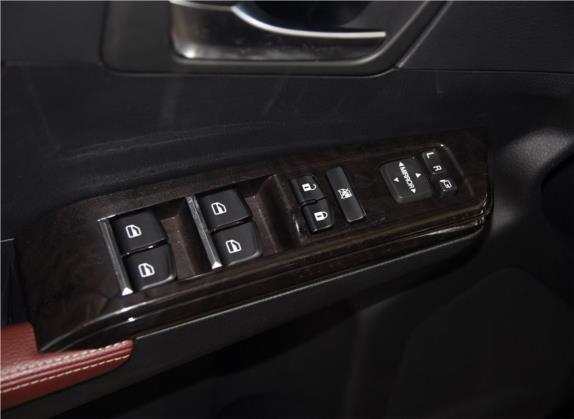 力帆820 2015款 1.8L 手动豪华型 车厢座椅   门窗控制
