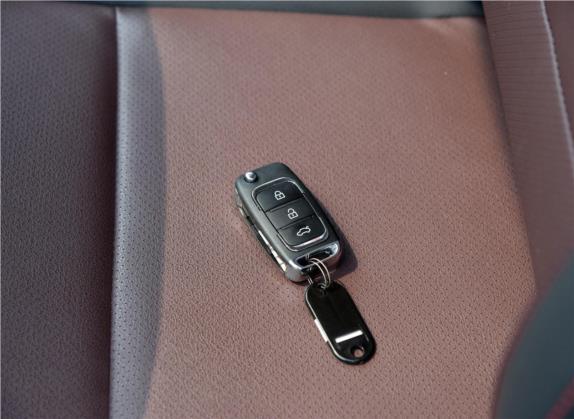 迈威 2016款 1.5L 手动舒适型 其他细节类   钥匙