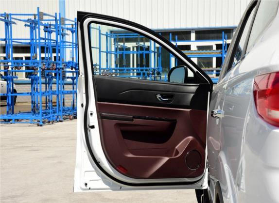 迈威 2016款 1.5L 自动智享型 车厢座椅   前门板