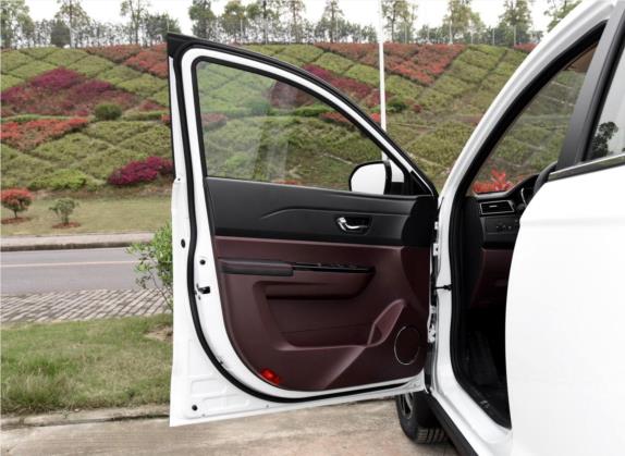 迈威 2017款 1.8L 手动精英型 车厢座椅   前门板