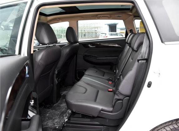 轩朗 2017款 1.8L 手动舒适型 车厢座椅   后排空间