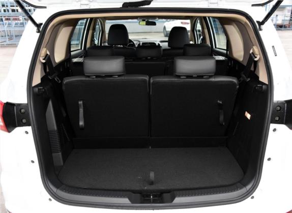 轩朗 2017款 1.8L 手动舒适型 车厢座椅   后备厢