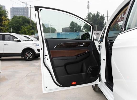 轩朗 2017款 2.0L CVT舒适型 车厢座椅   前门板
