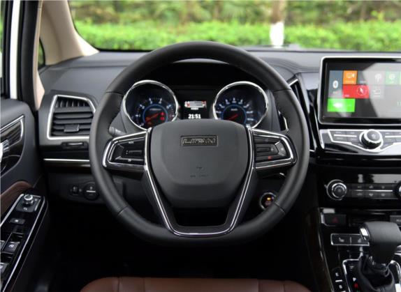 轩朗 2017款 1.5T 自动舒适型 中控类   驾驶位