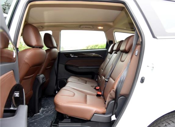 轩朗 2017款 1.5T 自动舒适型 车厢座椅   后排空间
