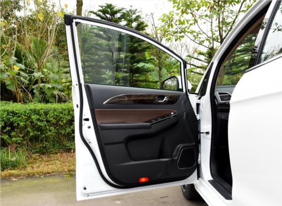轩朗 2017款 1.5T 自动舒适型 车厢座椅   前门板